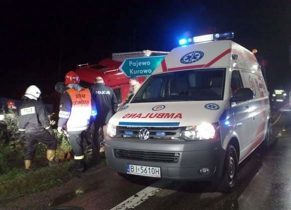 Tragiczny wypadek w Pajewie. Nie żyją trzy osoby! (zdjęcia)