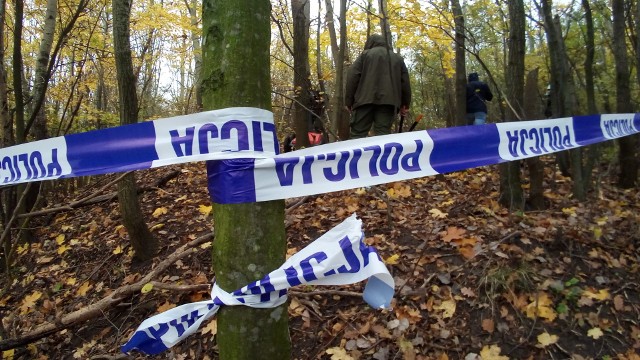 Dziewięć worków z ludzkimi szczątkami odnaleziono w okolicy przystanku PKM Brętowo w środę, 8 listopada, dzień później trafiono na dziesiąty worek.