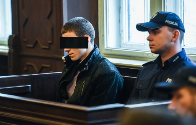 Wojciech M. przed bydgoskim sądem twierdził, że stanął w obronie kolegi.