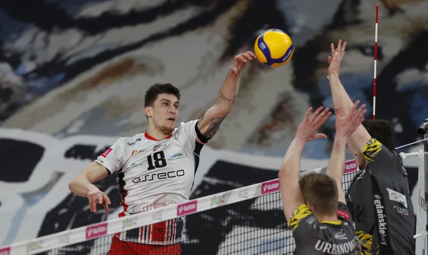 Asseco Resovia pokonała u siebie Trefl Gdańsk 3:1