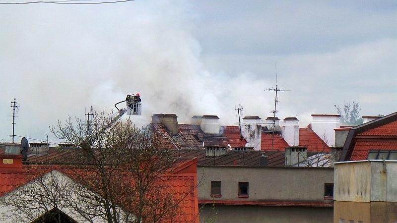 Pożar kamienicy na Rynku Kościuszki...