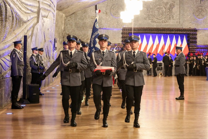 Wieliczka. Komenda Powiatowa Policji ma własny sztandar 
