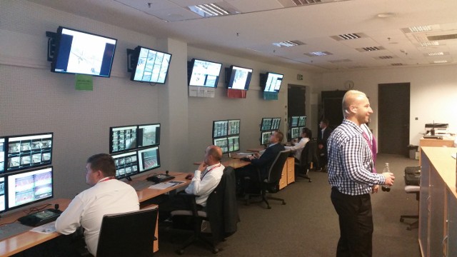 Control room, czyli punkt dowodzenia operacją „mecz” na Stadionie Narodowym