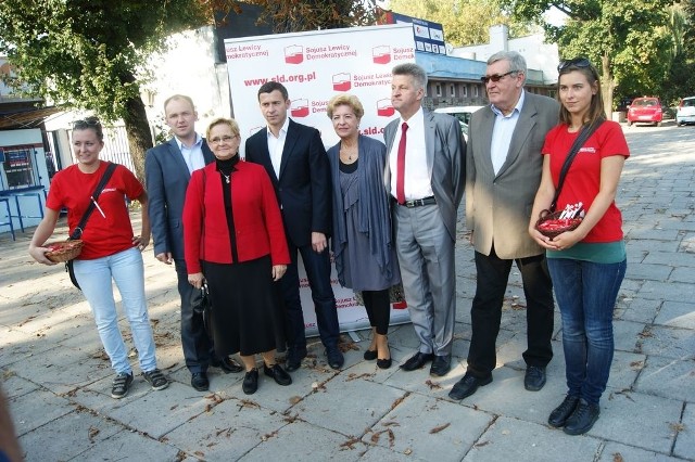 Weekendowa kampania na OpolszczyLnie. Wojciech Olejniczak z kandydatami SLD do Sejmu.