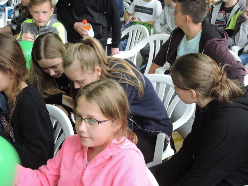 Stary Lubotyń. Kampania antynarkotykowa w szkole [ZDJĘCIA, WIDEO]