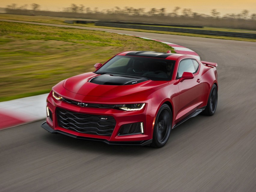 Chevrolet Camaro ZL1...