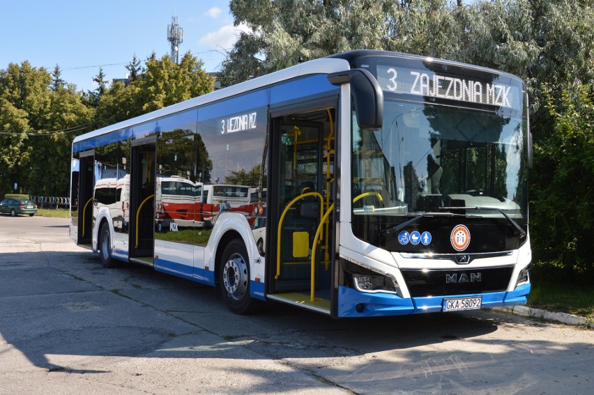 Autobus MAN w wersji hybrydowej był testowany w Ostrowcu we...