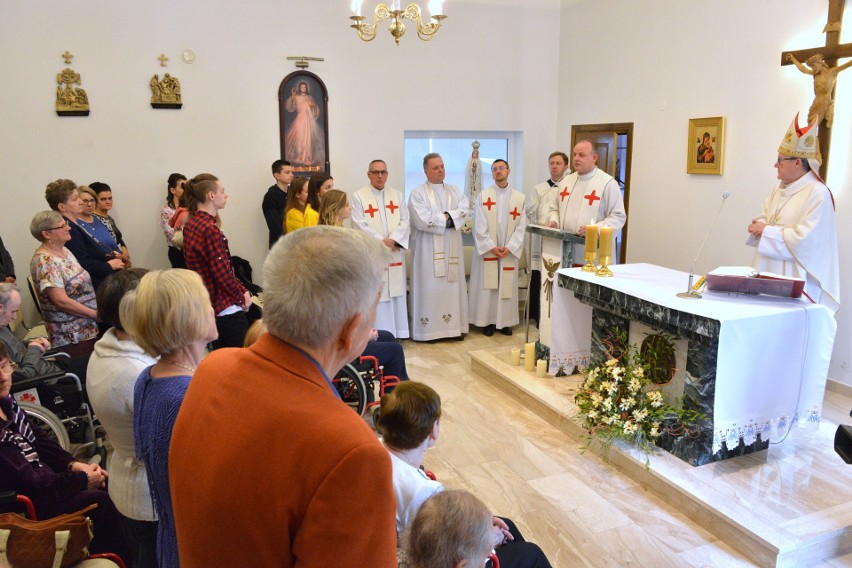 Światowy Dzień Chorego. Modlitwa za chorych i konferencja w kieleckim hospicjum [ZDJĘCIA]