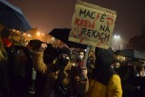 Strajk kobiet w Rybniku. "Wara od kobiet!". Kilkaset osób protestowało w centrum miasta. Było głośno!