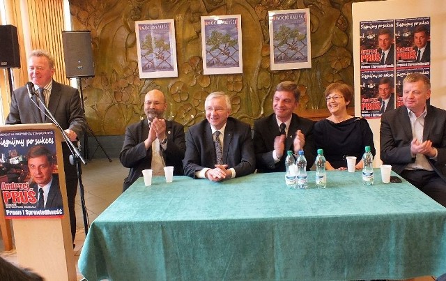- Od lewej: Janusz Wojciechowski, Bogdan Pęk, Krzysztof Lipiec, Andrzej Pruś, Maria Zuba i Jarosław Rusiecki.