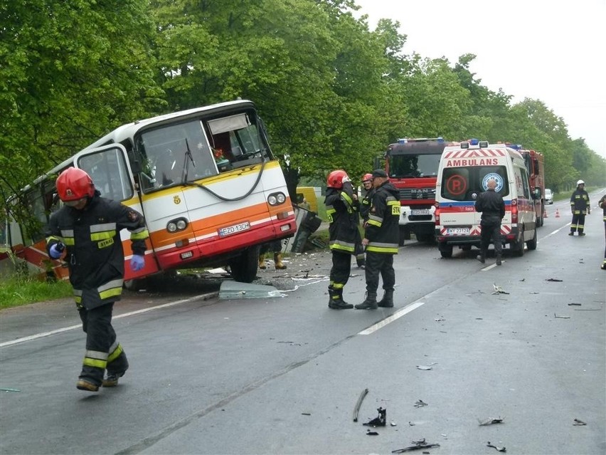 Wypadek w Michałowie w pobliżu Ostrówka na drodze Łask -...