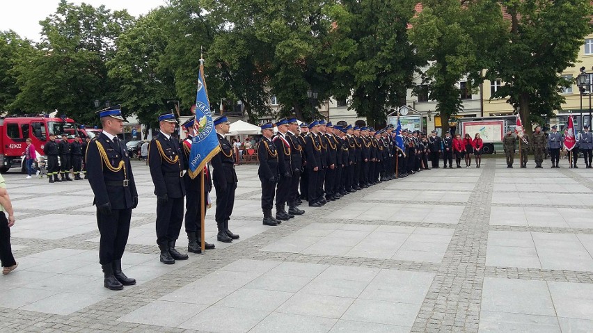 Awanse, nagrody, odznaczenia otrzymali strażacy z...