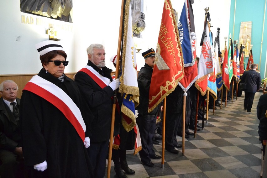 Żory: Pogrzeb Tadeusza Chwałki, przewodniczącego FZZ