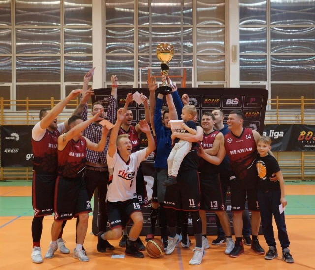 Mistrzowie Białostockiej Ligi Sportu - zespół Biawaru