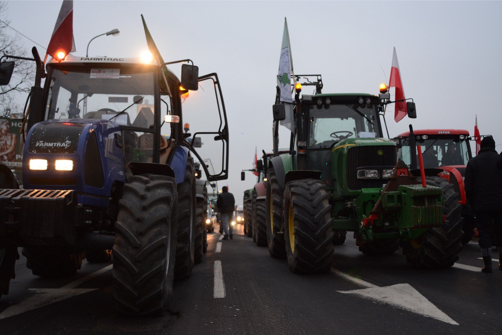 Protest rolników 2019: Rolnicy blokują drogi w całej Wielkopolsce. To  początek agropowstania? | Głos Wielkopolski