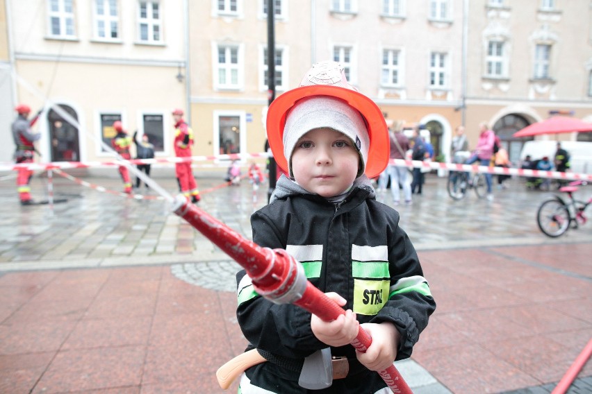 Zawody strażackie w Opolu. Są też atrakcje dla najmłodszych