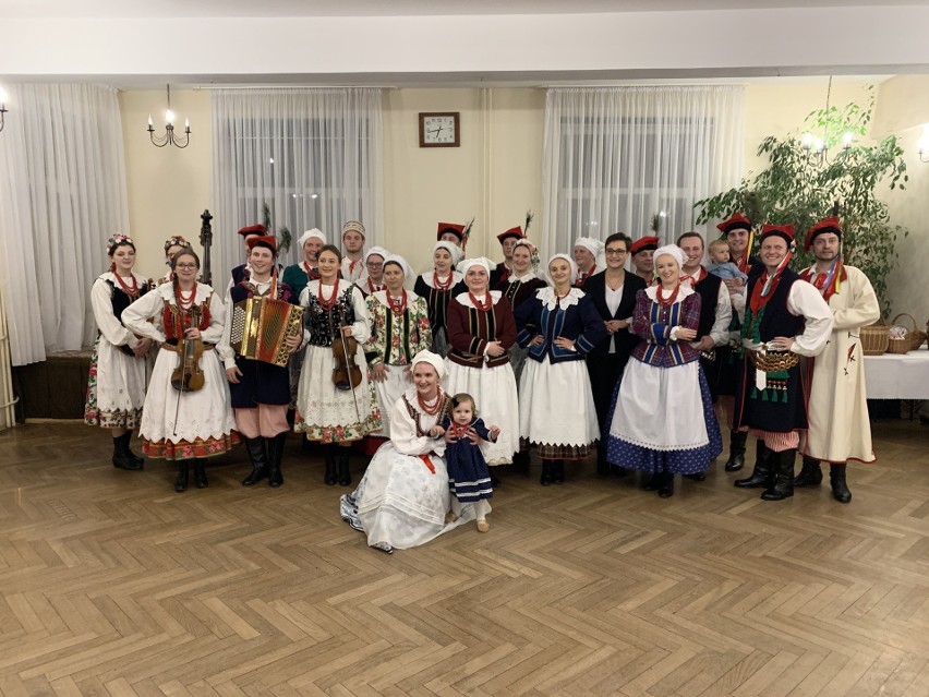 Folklor w Zabierzowie. Chcą tworzyć nowy Zespół Pieśni i Tańca "Ziemia Zabierzowska"