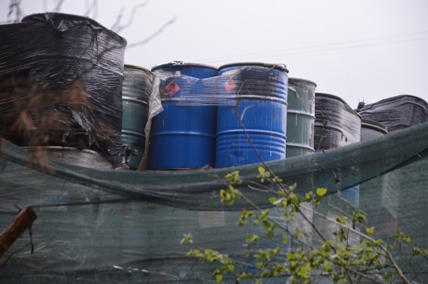Nielegalne składowisko odpadów w Rogowcu