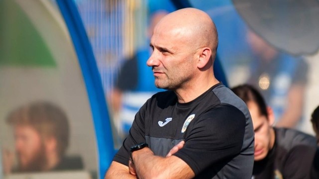 Bartłomiej Bobla jest trenerem Hutnika od października 2022 r.