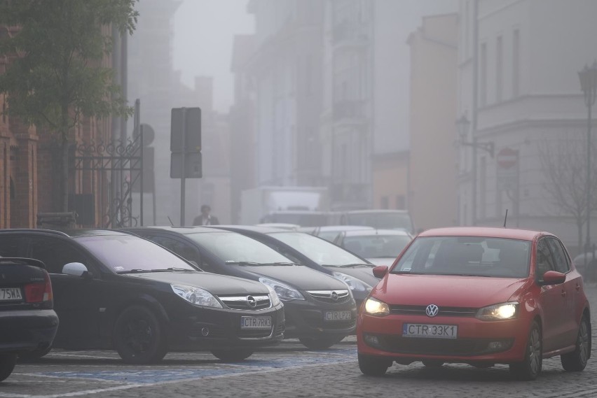 Kurczy się nie tylko liczba darmowych miejsc, ale i na...