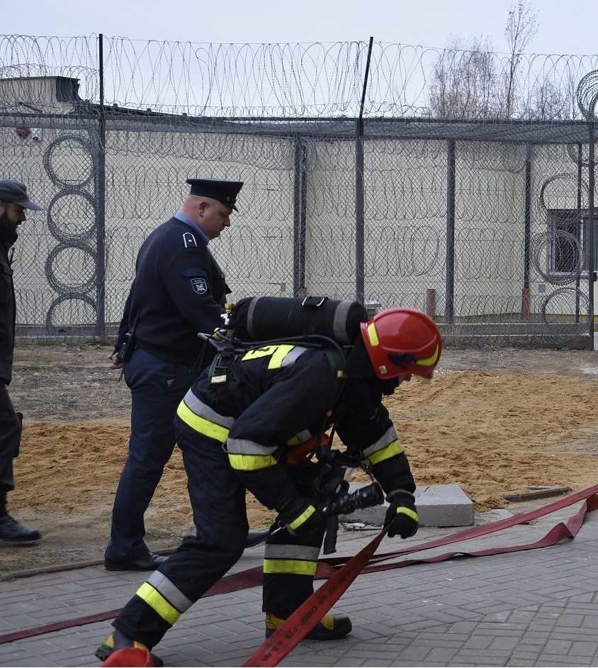 Pożar w Areszcie Śledczym przy ul. Smutnej! [zdjęcia]