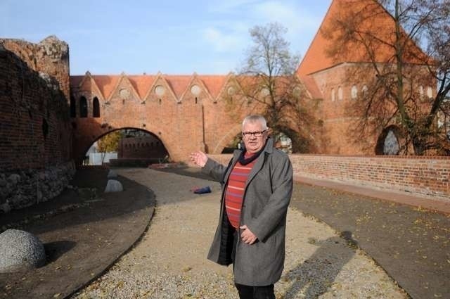 Andrzej Nowicki zarządza CK Zamek