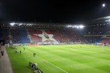 "Biedronka" lub "Tesco" na stadionie Wisły Kraków?