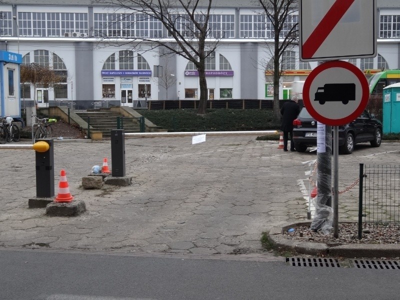 Miasto obniżyło stawki operatorowi parkingów buforowych
