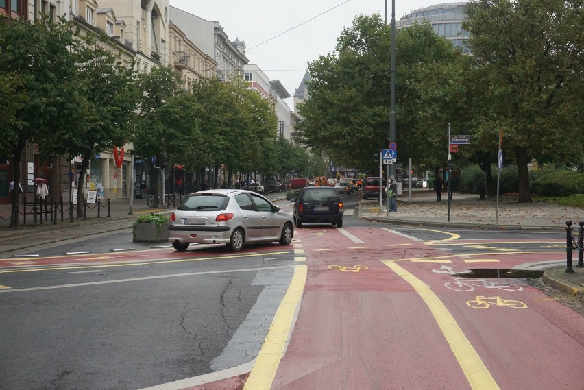 Kierowcy nie wiedzą, jak jechać w centrum. Wszystko przez remont św. Marcina [WIDEO]