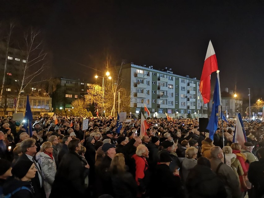 Protest przed Sądem Okręgowym w Katowicach