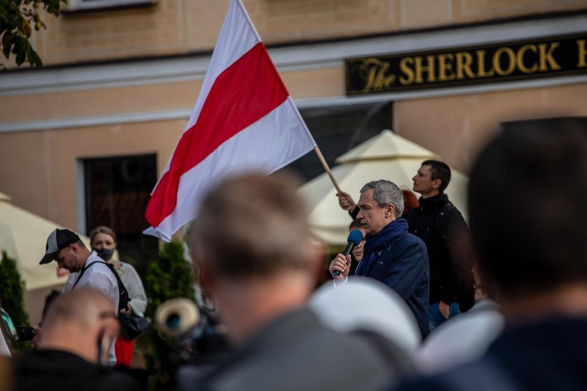 Paweł Łatuszka, jeden z liderów opozycji, chce ścigania...