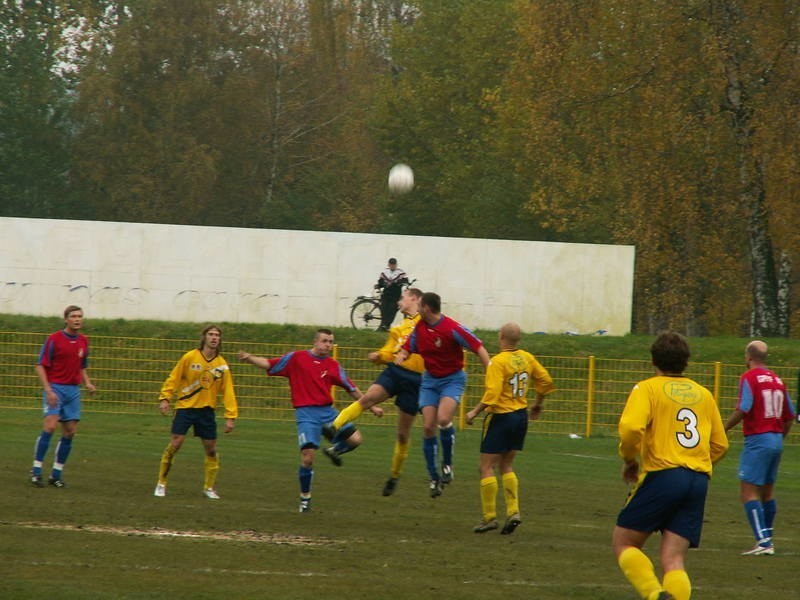 W meczu 14. kolejki IV ligi Pomorze, pilkarze Gryfa 95...