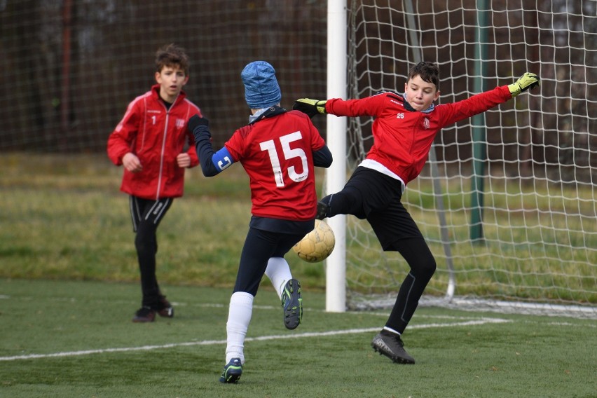 Mikołajki na sportowo - piłkarski turniej Polonii Bydgoszcz [zdjęcia]