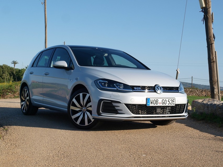 Volkswagen Golf VII facelifting...