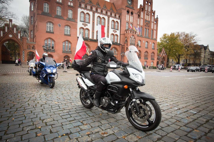 Motocykliści ze słupska uczcili Dzień Niepodległości