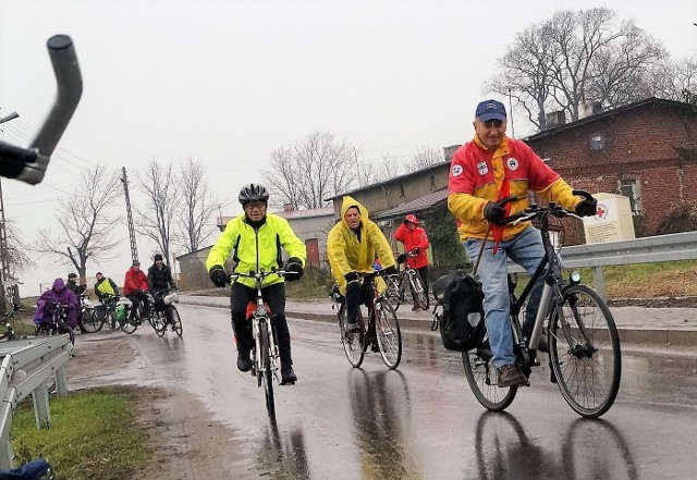 Choć pogoda jeszcze w kratkę, to sezon turystki rowerowej nad Gopłem czasu już zainaugurować