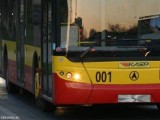 Niecodzienna sytuacja w Kielcach. Straszy, chory mężczyzna w lekkim ubraniu i kapciach podróżował autobusem