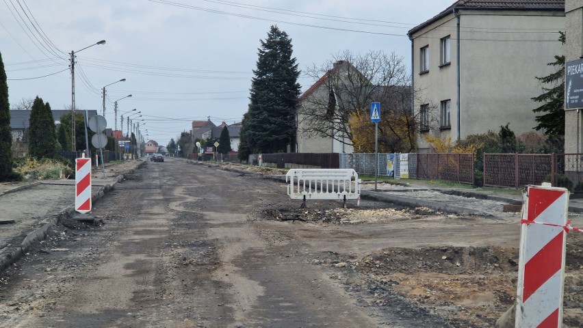 Droga wojewódzka nr 901 w gminie Zawadzkie w trakcie...