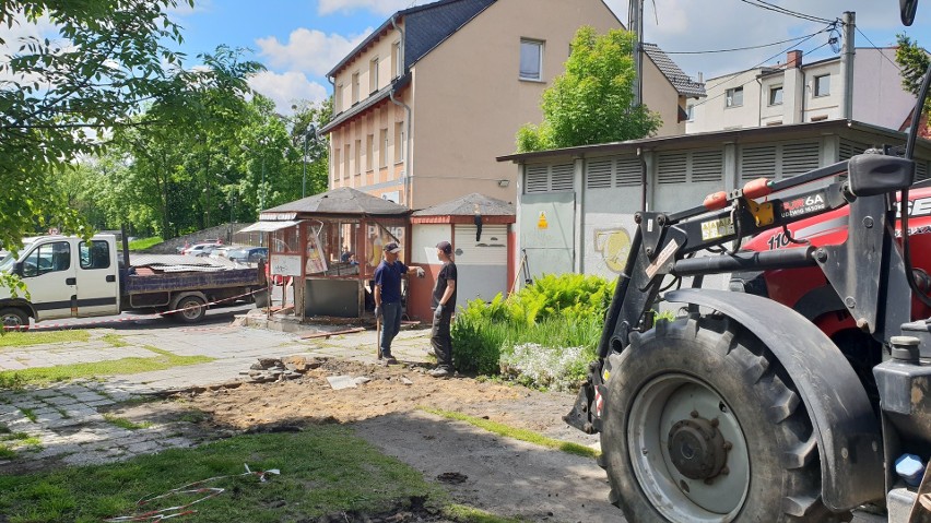 Blaszany obiekt był już bardzo wysłużony, a swoim wyglądem...