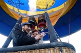 Zwycięzcy walentynkowego plebiscytu "Pomorskiej" polecieli w nagrodę balonem [zdjęcia, wideo]  