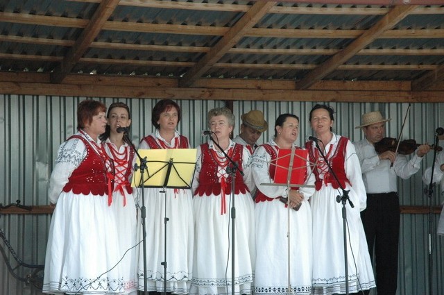 O godzinie 18 w Centrum Kultury Lasowiackiej rozpoczną się obchody jubileuszu 15-lecia zespołu ludowego "Cyganianki".