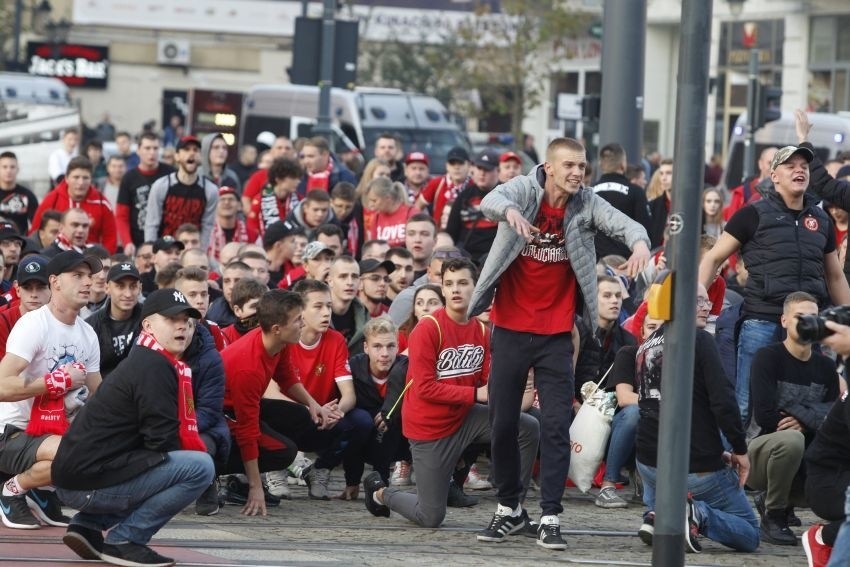 Przemarsz kibiców Widzewa