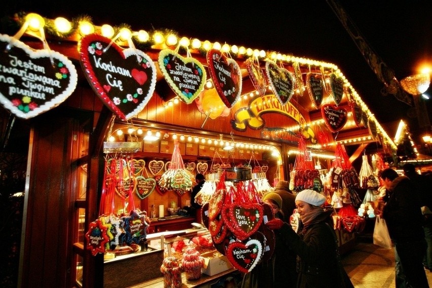 Wrocław: Ruszył jarmark świąteczny na Rynku (ZDJĘCIA i FILM)