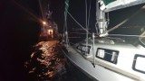 Akcja ratunkowa na Bałtyku. Samotny żeglarz wystrzelił racę, bo nie miał łączności. Pomogła "Bryza" i załoga promu