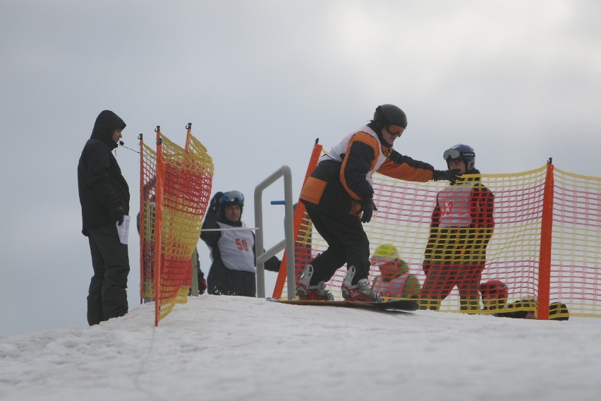 Snowboardowe zawody na Górce Środulskiej w Sosnowcu w obiektywie Marzeny Bugały [ZDJĘCIA]