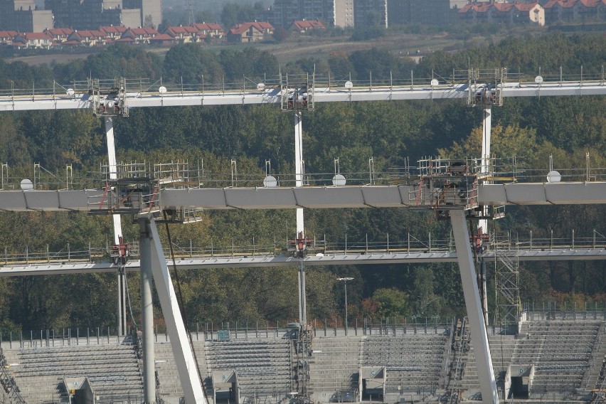 Stadion Śląski bez &quot;krokodyli&quot;. Czeka na nowy dach [ZDJĘCIA]