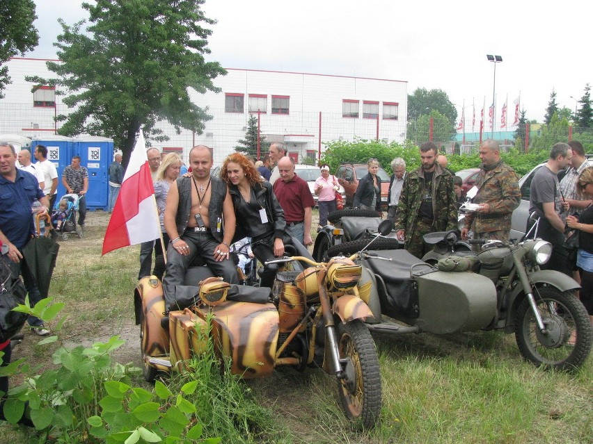 Zlot pojazdów militarnych w Dąbrowie Górniczej [ZDJĘCIA]