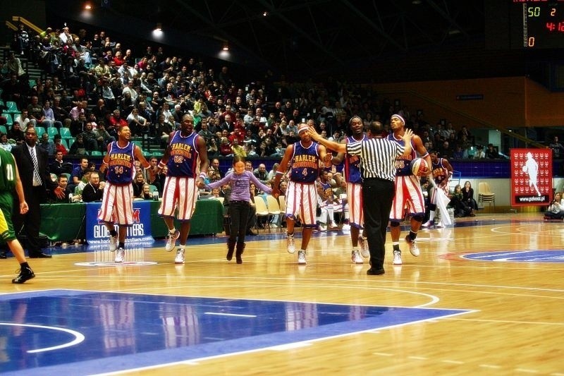 Harlem Globetrotters w hali Orbita (Zdjęcia)