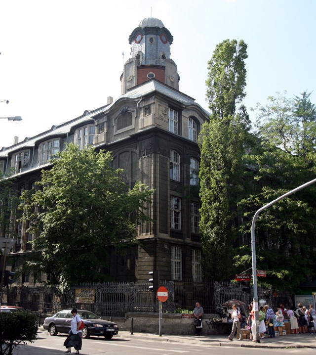 Budynek Wydziału Filologicznego UŁ przy al. Kościuszki