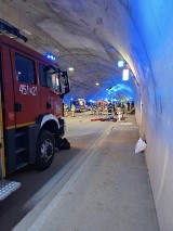 Wypadek w tunelu na S3. Zderzenie autobusu z dziećmi z kolumną wojskową. Pożar lasu. Wielkie ćwiczenia służb ratunkowych (FOTO, FILM)